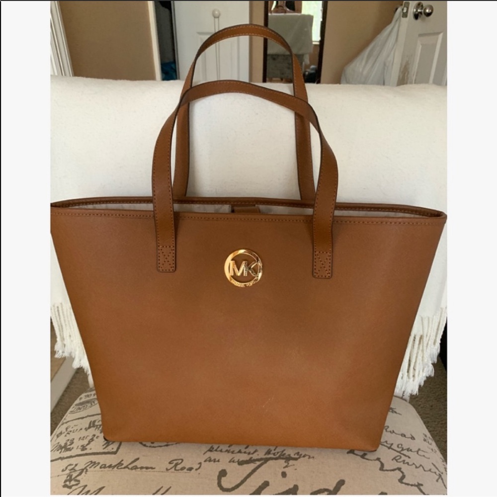 Michael Kors wallet and purse